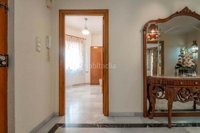 Foto ee46a6dc-fd83-4972-8c0a-b0c896c6bc65. Chalet  en una planta en la zubia en La Zubia Ciudad Zubia (La)