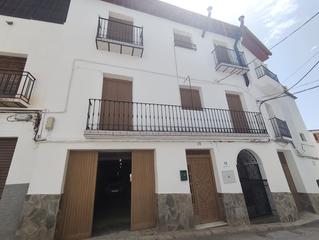 Casa  Calle real. Vivienda rural en pleno funcionamiento