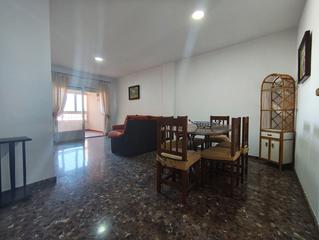 Etagenwohnung  Calle san marcos 12. Piso 3 dormitorios, garaje, trastero y ascensor