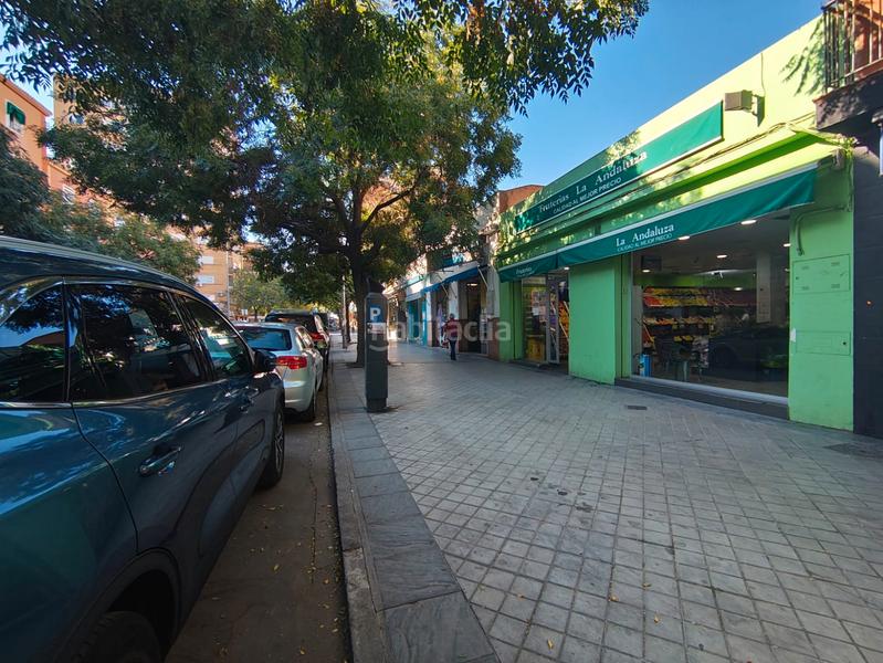 Foto 2cf5858f-f42a-40a9-b392-b5514ee97438. Locale commerciale in avenida de dílar 112 in Barrio de Zaidín Granada