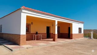 Masía  Calle la paz 55. Casa en finca rústica en albondón