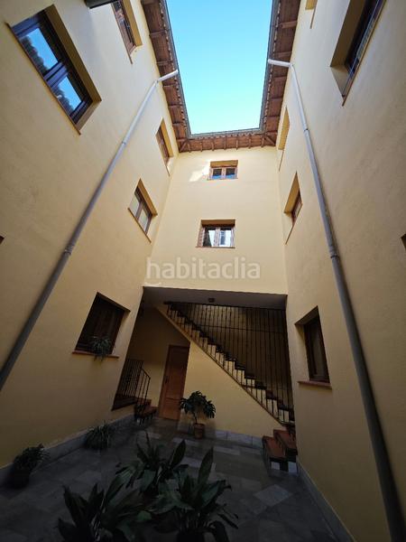 Foto b8ac5451-b976-4a5c-9599-b340004b1cfe. Apartament a calle tendillas de santa paula 11 a Granada