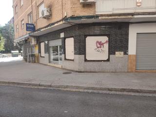 Local Comercial en Calle Fontiveros 4