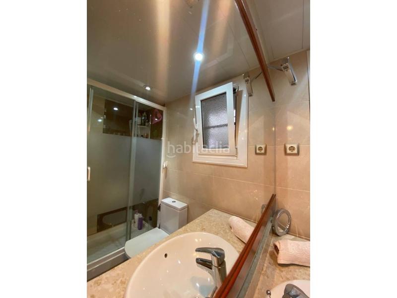 Foto 8d85713d-88b3-497e-aeb2-8cda7f14bc57. Flat with heating in Santa Rosa Santa Coloma de Gramenet