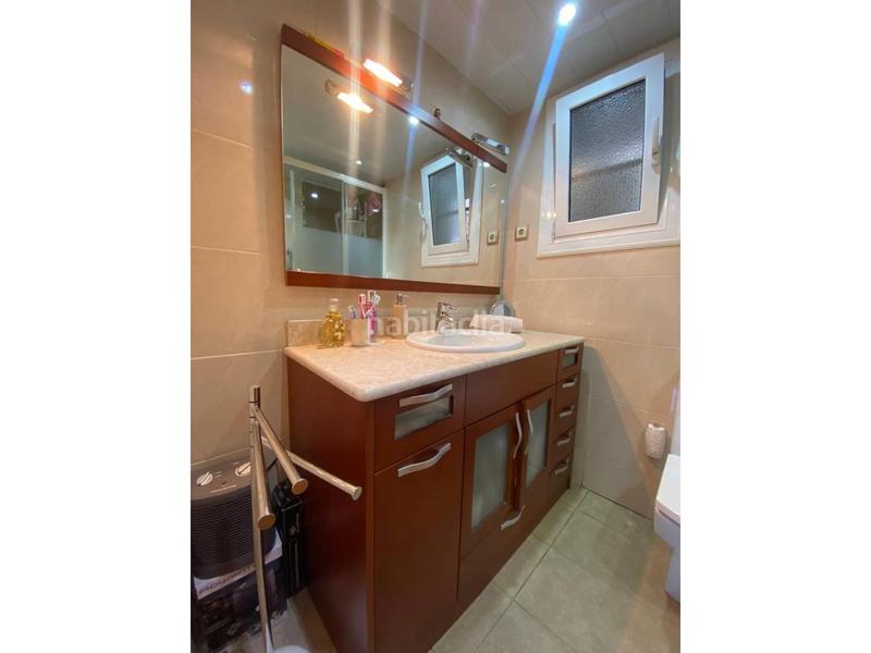 Foto d16a2a48-aed7-4160-bffa-96d67b725199. Flat with heating in Santa Rosa Santa Coloma de Gramenet