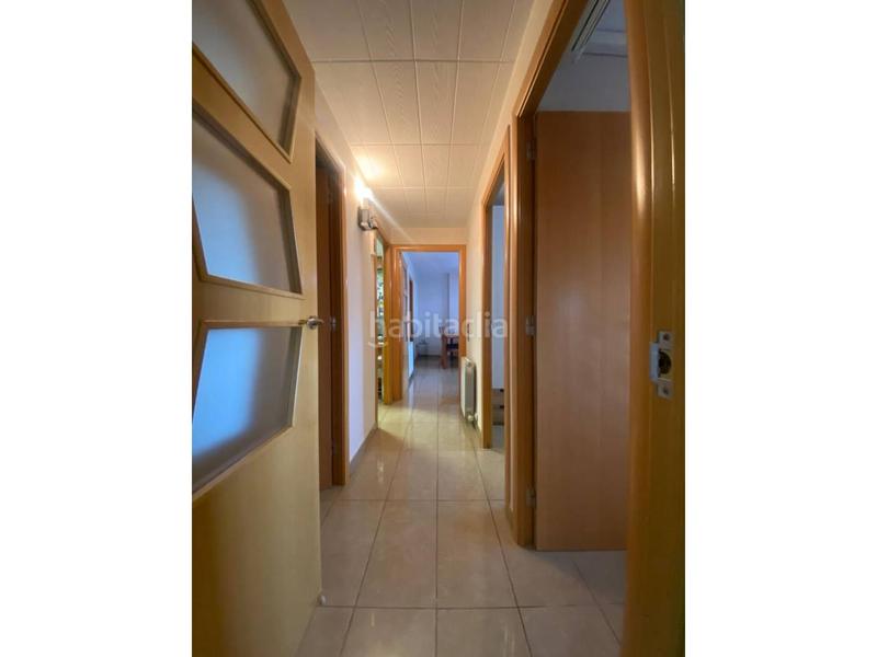 Foto dc74ce05-e20d-45da-b74b-3703bbdcf463. Flat with heating in Santa Rosa Santa Coloma de Gramenet
