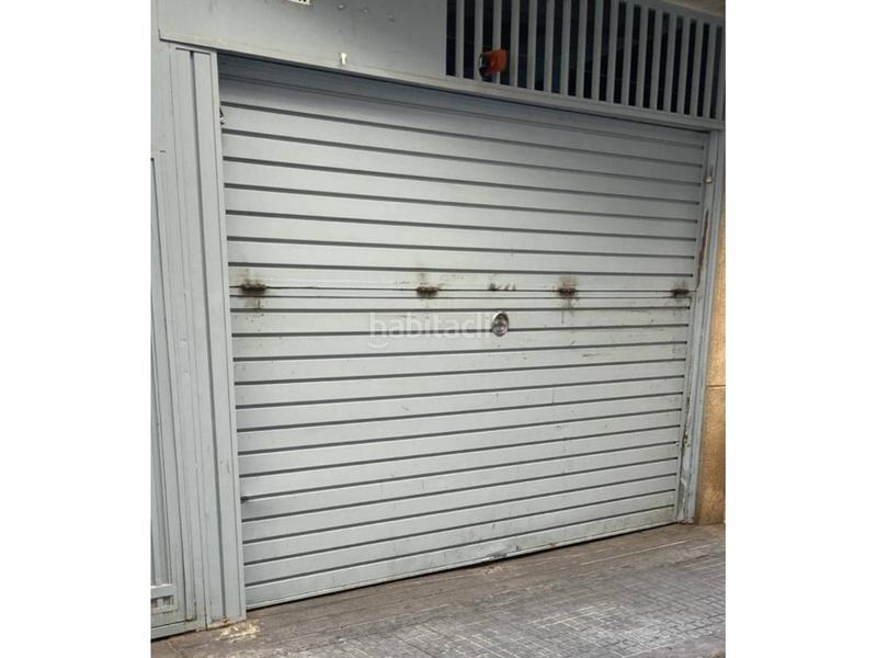 Foto c61275e5-aa84-4d9d-adec-8a50c5ee64f0. Aparcament cotxe a santa rosa 19 a Riu Nord Santa Coloma de Gramenet