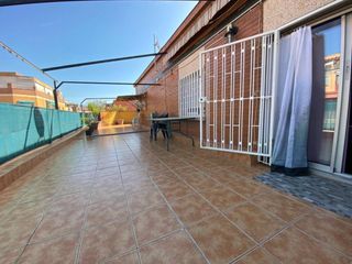 Pis  Calle roma. Ático exclusivo con terraza xxl en barrio latino
