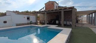 Chalet en Morn de la Frontera. Chalet en los huertecillos