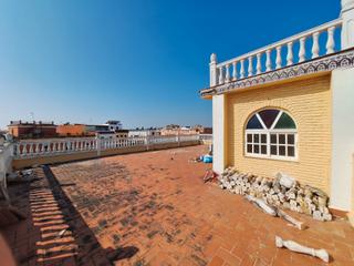 Casa aparellada a Lepanto. Casa independiente mairena del aljarafe