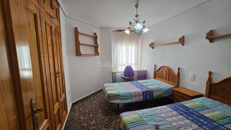 Foto 3f0e986d-51bb-4f4c-94f8-f0ffc77b0d87. Pis a Oliva pueblo Oliva