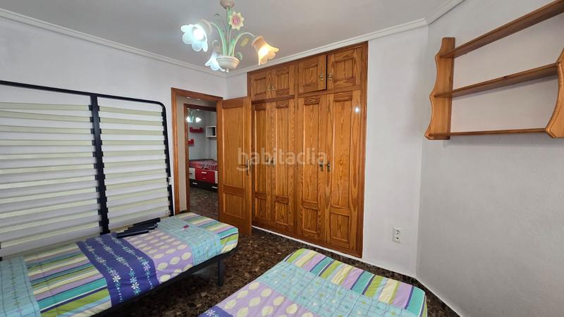 Foto 5ba07ba3-f5ec-448e-ac29-99e82376bc60. Pis a Oliva pueblo Oliva