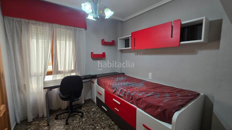 Foto 9b373873-47dd-4483-9be1-262d8a10baa9. Pis a Oliva pueblo Oliva