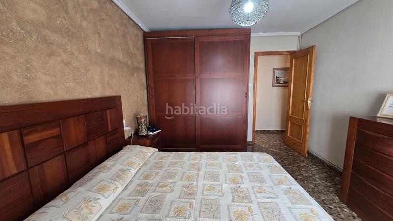 Foto e9b93f34-8427-4e8a-a633-f93b5b88d4cf. Pis a Oliva pueblo Oliva