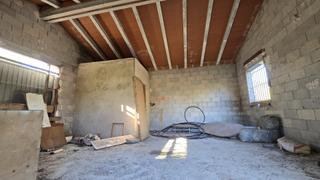 Fondo rustico in Oliva Pueblo. Se vende terreno con casita