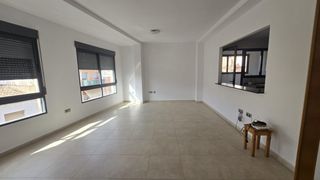 Piso en Oliva Pueblo. Se vende piso 3 habitaciones en oliva