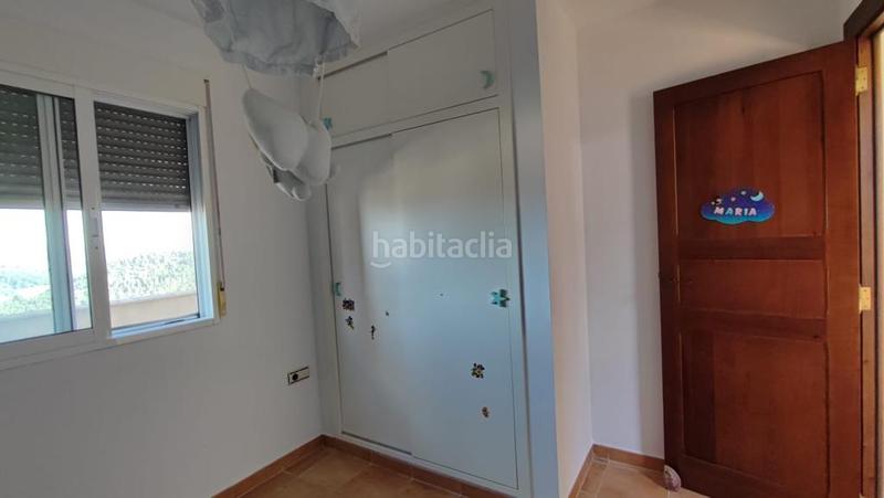 Foto b5fb13fe-809b-487e-9d6c-881e618356e6. Chalet en Oliva pueblo Oliva