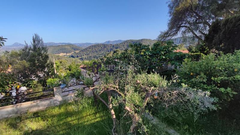 Foto 0c8e45e9-b2b2-4de4-bf34-58958b55c827. Chalet con parcheggio in Oliva pueblo Oliva