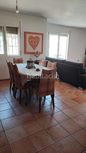 Foto 6b7b1abc-a94c-4f8c-a598-ea65213693d7. Chalet con parcheggio in Oliva pueblo Oliva
