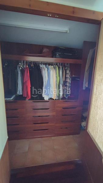 Foto f6a4d997-0c99-4b70-b1d1-9830348918f2. Chalet con parcheggio in Oliva pueblo Oliva