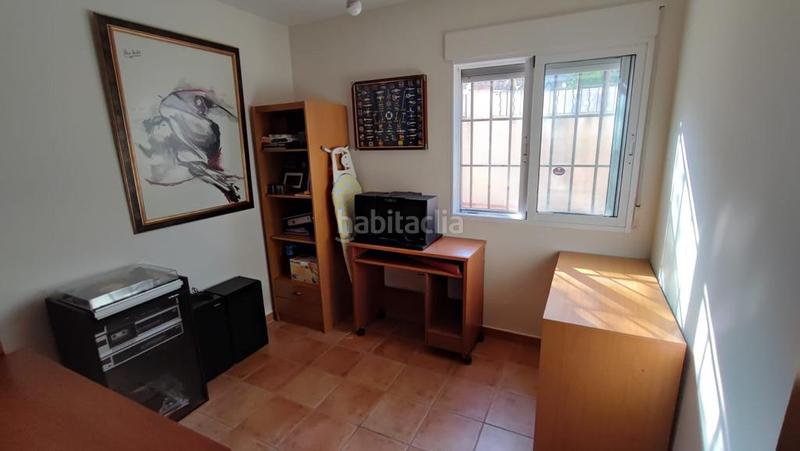 Foto da6afced-097d-450e-b672-acf56a12d7c8. Xalet amb aparcament a Oliva pueblo Oliva