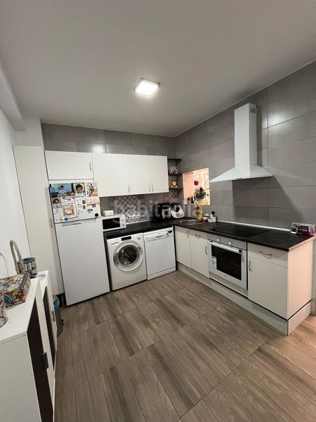 Foto cdc333c3-d6f3-44ee-af13-9e7bcf601880. Casa a Puebla de Cazalla (La)