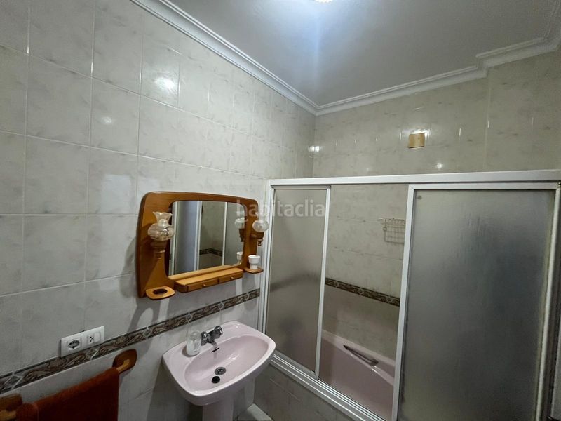 Foto b6d20563-4d92-4f42-b222-f29b04d200b8. Casa a Puebla de Cazalla (La)