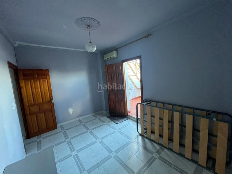 Foto eabd4c4e-cc00-46ad-a8d9-ecd258020823. Casa a Puebla de Cazalla (La)