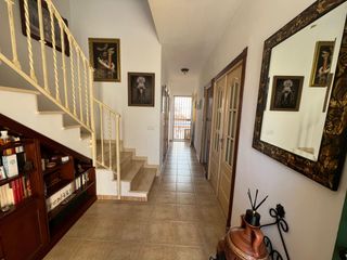 Haus in Aguadulce. Encantadora casa con piscina y amplios espacios en venta