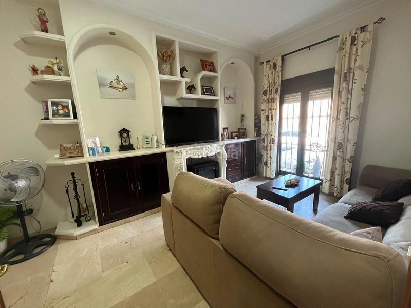 Foto 0bcc62e5-b64d-4542-8645-682be2239bc6. Casa a Lantejuela (La)