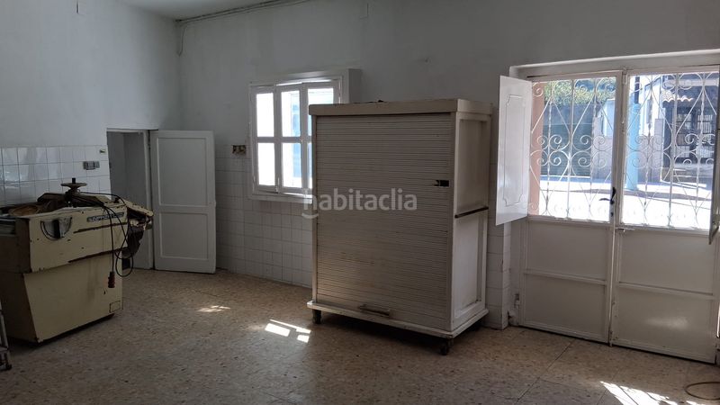 Foto 57114aa6-9b45-4c3a-aff0-2050b14cbb86. Lloguer local comercial a Meis