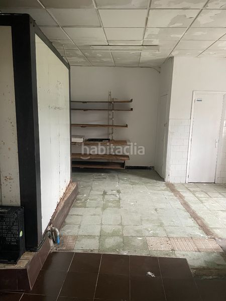 Foto 6d6e4a7b-bc25-4eb4-9478-bb72c6953a42. Lloguer local comercial a Meis
