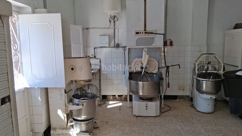 Foto ed691905-f031-40cc-b2ba-7db5d6194ca0. Lloguer local comercial a Meis