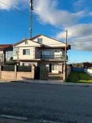 Chalet  Aldea bouza. Gran casa independiente en castrelo (cambados), 333 m construid