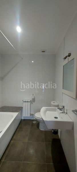 Foto e155e536-5847-4f4b-a754-6cb0a971320a. Pis amb calefacció aparcament a Meis