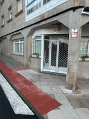 Lloguer Local Comercial  Ramon cabanillas. Alquiler de bar-cafetería en mosteiro meis – 1.000 €/mes