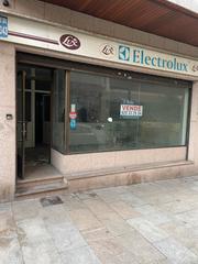 Local commercial  Rúa de zaragoza. Local en venta en calle de zaragoza