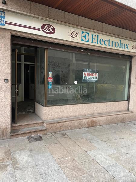 Foto ad511e98-3cce-4c05-ab05-6479c105d1a6. Locale commerciale in O Castro Vigo