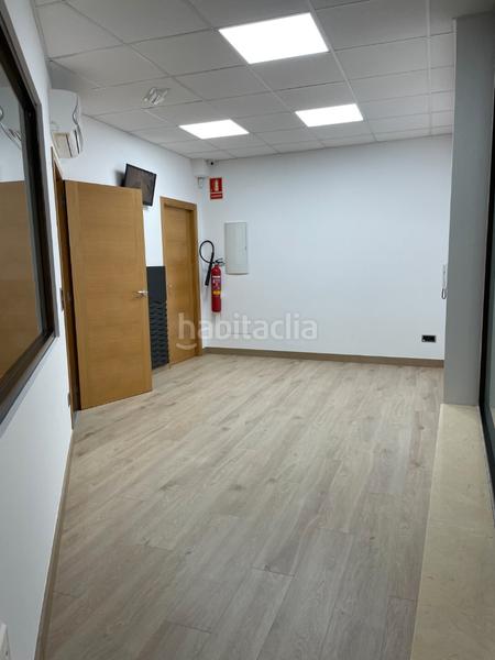 Foto eabdada4-f3d1-4fd4-ac4e-26dfd34a8e8e. Local comercial amb calefacció a Camelias - Pi y Margall Vigo