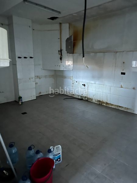 Foto f1f252c9-e36f-4693-8e7a-f3adbd936b3a. Rent business premise in Plaza Independencia Vigo
