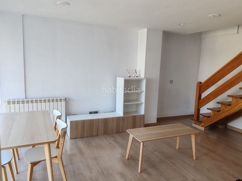 Foto d3dff89e-c045-4304-931f-29d6cfb348e6. Dúplex duplex en Sada