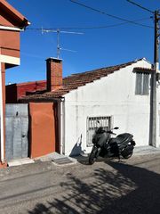 Casa pareada  Rúa de naia. Casa pareada en naia lavadores