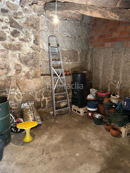 Foto 84435ee8-3fb8-413a-9ece-1489b82f7a08. Casa amb xemeneia piscina a Meis