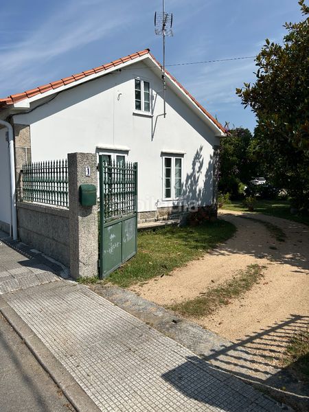 Foto 95376928-e34c-427d-b2f7-a45fc57d3f4d. Casa amb xemeneia piscina a Meis