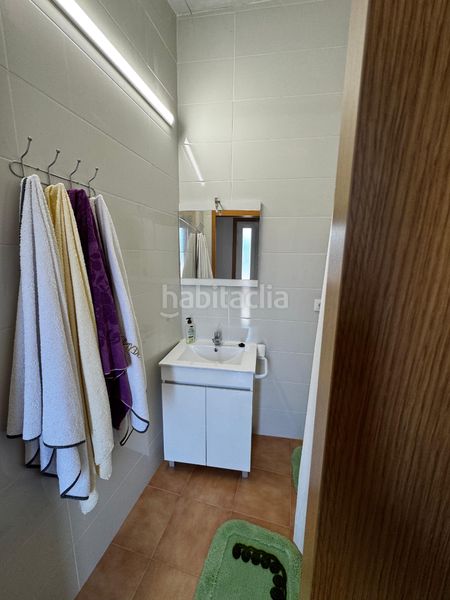 Foto 339840e3-082e-44ac-8517-810a625ca03d. Casa amb xemeneia aparcament a Moaña