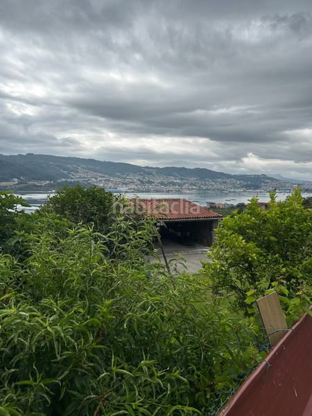Foto 797a8422-175c-4365-b997-d4333db2ae7a. Casa amb xemeneia aparcament a Moaña