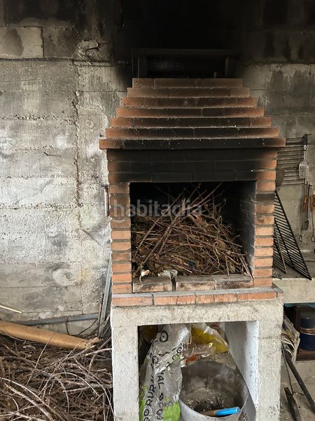 Foto cbff8567-5eaa-46da-a075-dc2b8d2f5ef3. Casa amb xemeneia aparcament a Moaña