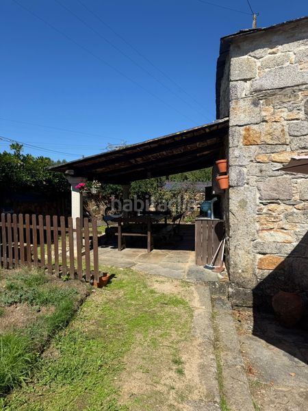 Foto b9908914-6aa3-4224-8276-3479981f9672. Casa amb calefacció aparcament piscina a Outeiro de Rei