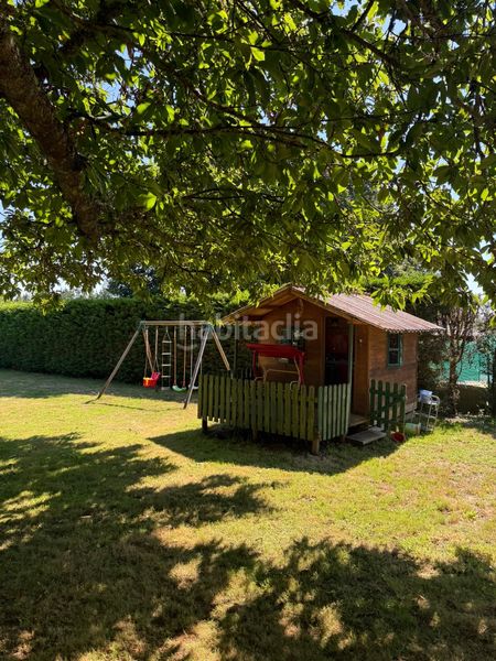 Foto d215f6a6-a239-40a7-ae5a-622d107c72a4. Casa amb calefacció aparcament piscina a Outeiro de Rei