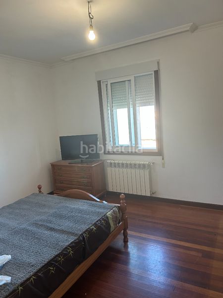 Foto 1b5dab51-2aa6-42a1-a6f8-1d98a07446e9. Casa amb calefacció aparcament a Valadares - Beade Vigo